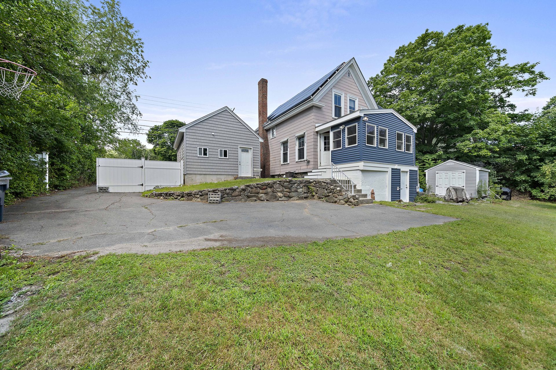 131 Pleasant Valley St, Methuen MA — photo 32